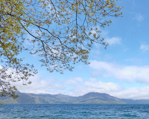 春の支笏湖 / Lake Shikotsu in Spring