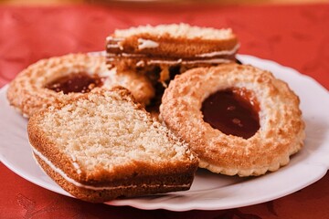 Fertiggebäck zum Kaffee