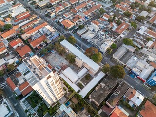 Fototapeta premium Fotos aéreas da região do Brooklin em São Paulo. Zona Sul, ao amanhecer, e também o skyline dos prédios mais modernos.