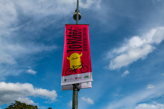 toride event, poster with the colors of the pink jersey, event for those who love cycling and the city on the day of the start of the Giro d'Italia. Turin, Italy, 4 May 2024