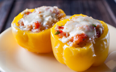 Peppers filled with rice with gratin vegetables