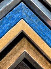 Obraz premium Vivid Blue Painted Wood in Artistic Frame Display