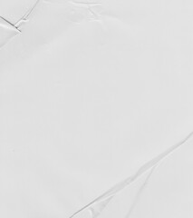 Papel amassado, dobrado e com rugas. Áspecto envelhecido, antigo, vintage e retrô. Fundo cor branca. Vazio em branco. Folhas e páginas. 