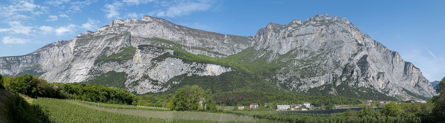Panorama Sarcatal Monte Brento und Monte Casale