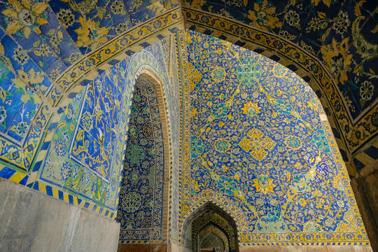 Interior of the Shah Mosque, also known as the Imam Mosque, is located in Naghsh-e Jahan Square in Isfahan, Iran.