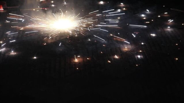 Two chakkar cracker was sparkling and circulating continuously