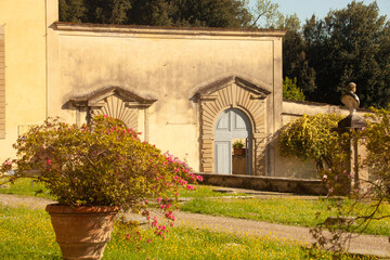 Italia, Toscana, Firenze, il parco di Villa Reale a Castello (Sesto Fiorentino). Una delle ville Medicee della zona, sede dell'Accademia della Crusca.