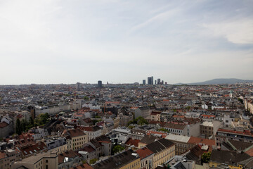 Fototapeta premium Blick über Wien vom Restaurant 360 Grad Ocean Sky Wien