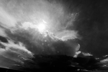 Obraz premium clouds over the sea black and white