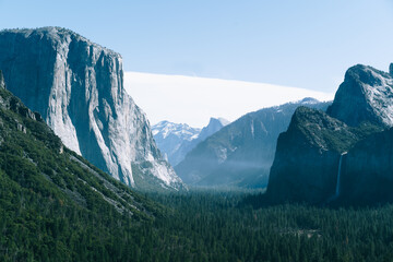 Yosemite Tunnel View in Spring