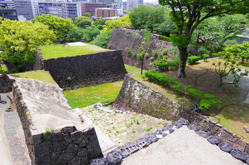 熊本地震から復旧中の熊本城の連続枡形