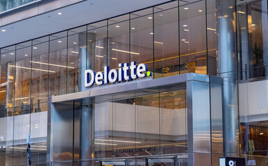 Naklejka premium Deloitte building in Toronto Canada - TORONTO, CANADA NORTH AMERICA - APRIL 18, 2024