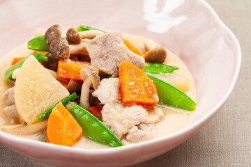 豚肉の胡麻味噌煮