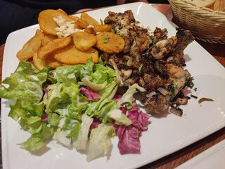 salad with frog legs French cuisine