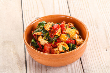 Chicken with tomato and spinach