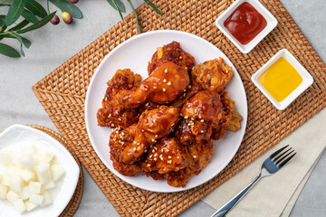 Fried, chicken, seasoning, duck, half-and-half, fried, chicken, Korean, mustard, sauce, radish, soy sauce, garlic,