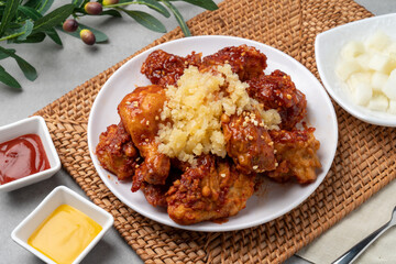 Fried, chicken, seasoning, duck, half-and-half, fried, chicken, Korean, mustard, sauce, radish, soy sauce, garlic,