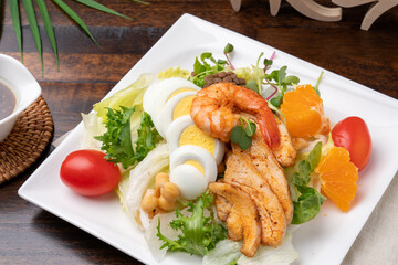 Chicken breast, salad, berry, sandwich, cleanberry, hot chicken, bulgogi, egg, kaya toast, pasta, vegetable, grapefruit, ade, spaghetti