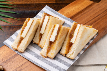 Chicken breast, salad, berry, sandwich, cleanberry, hot chicken, bulgogi, egg, kaya toast, pasta, vegetable, grapefruit, ade, spaghetti