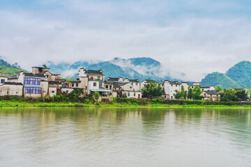 Fototapeta premium Ancient Towns, Ancient Buildings, and Rivers in the Mountainous Areas of Anhui Province, China 