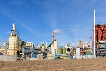 FACTORIA INDUSTRIAL EN PLENA PRODUCCION