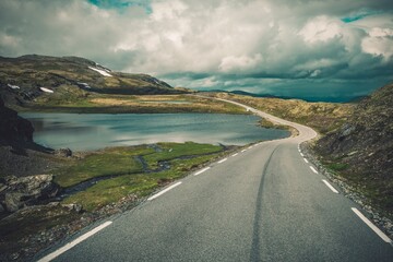 Scenic Norway Road Trip with Alpine Landscapes