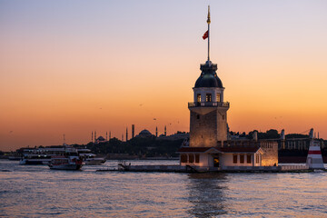 Fototapeta premium Maiden's Tower Sunset