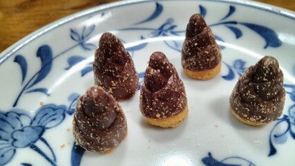 Common Japanese dishes, ingredients, and sweets