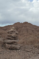 Pedras empilhadas no Deserto de Atacama