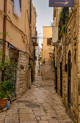 Obraz premium narrow street in the old town, Trani, Apulia, Italy, Europe March 2024