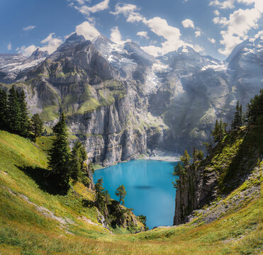 View of the alpine Oeschinensee Lake