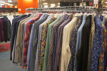 Obraz premium Row of Shirts in a store in istanbul .