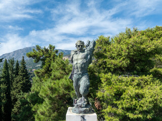 Obraz premium Monument to fallen soldiers and victims of fascism