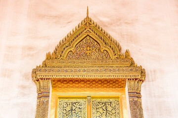 Obraz premium Church roof Buddhist temple in Thailand