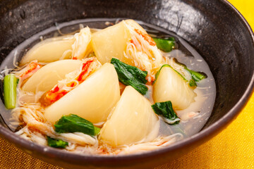 蕪のカニ餡掛け