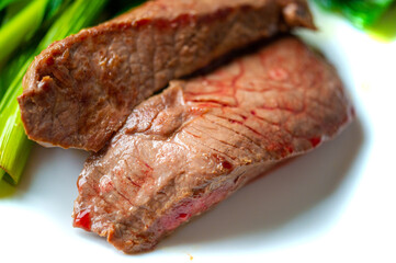 Juicy steak cooked with leeks. Ideal for meat lovers who enjoy a bold flavour. A delicious and...