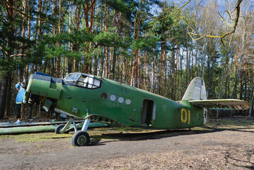 airplane vintage fan abandoned aviation
