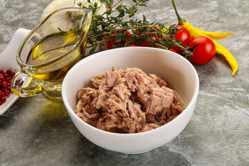 Canned tuna fillet for salad