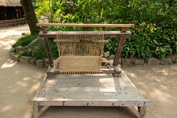 View of making straw mat in the traditional way at the rual area