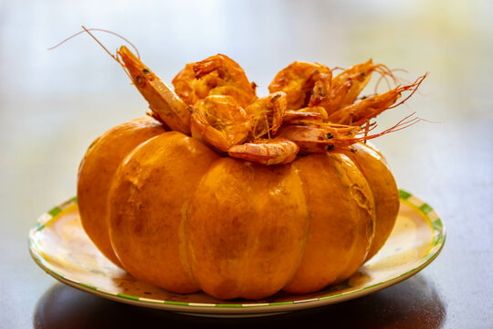 Traditional shrimp bob&oacute; in moranga pumpkin