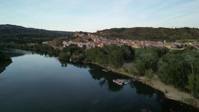 Pas de la Barca-Garcia-Ribera d'Ebre-Tarragona-Catalunya