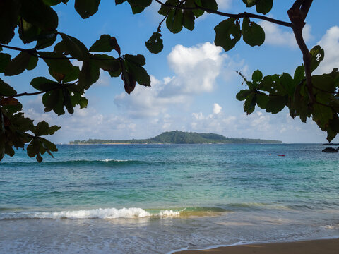 Rolas Islet seen from Inhame Beach, south S&atilde;o Tom&eacute;