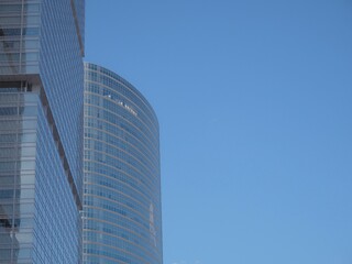 高層ビルと空。オフィス街の風景。品川。