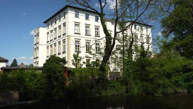 Schloss und Park L&uuml;tzschena in Leipzig