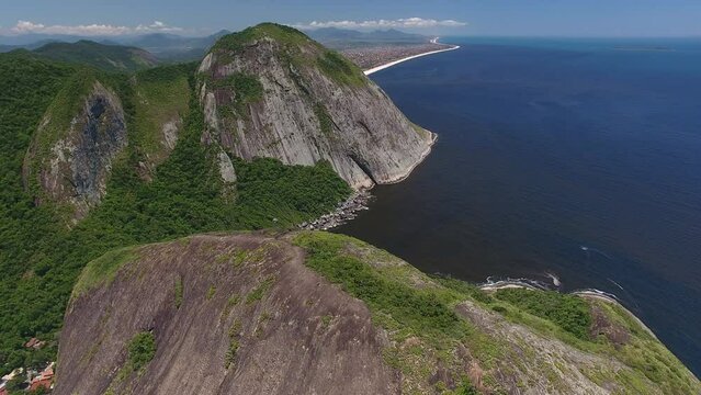 Itacoatiara Beach, Niter&oacute;i, Rio de Janeiro, Brazil