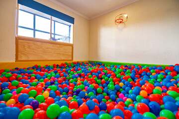 children's ball pool