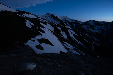 春の山岳