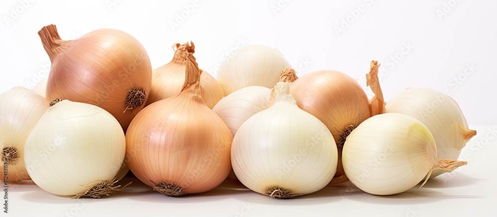 Aufkleber An image showing onions set apart against a white background with ample space for adding text or other elements