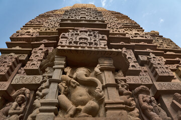 khajuraho, india: god ganesha on world-famous reliefs. sandstone temples date back to the 10th and 11th centuries and are a unesco world heritage site., indien