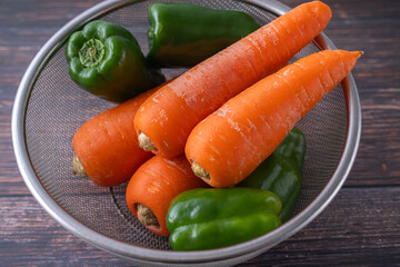 にんじんとピーマン　新鮮な野菜